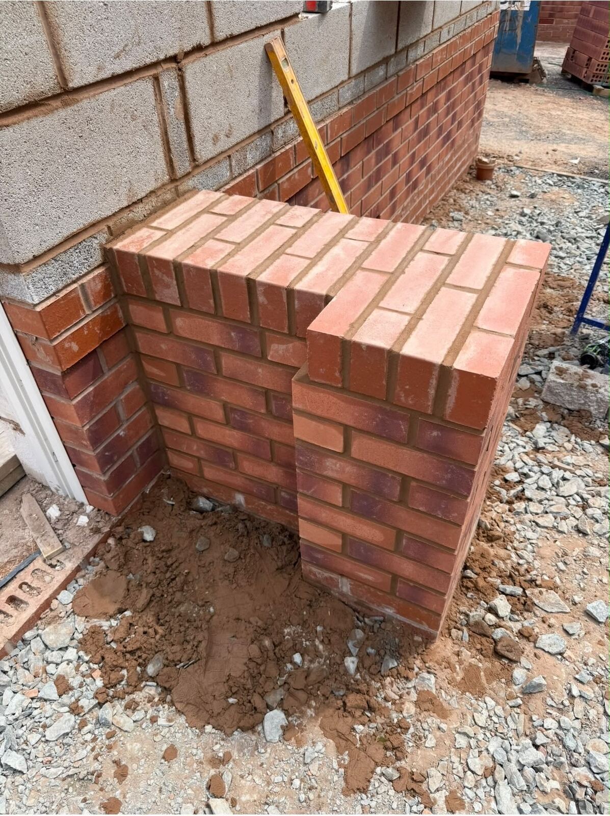 Detailed brick corner and return